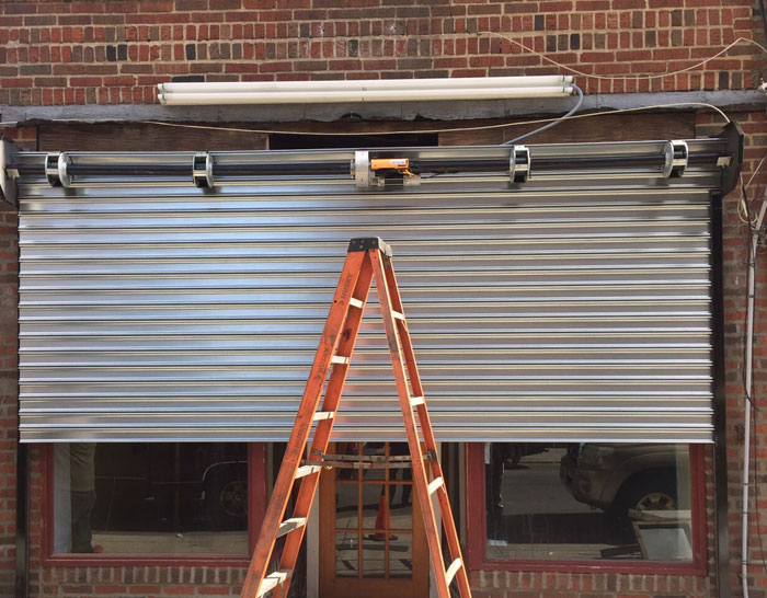 Rolling gate technician